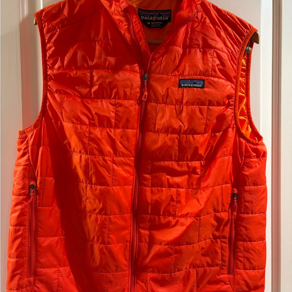 Patagonia- Men’s Nano Puff Vest